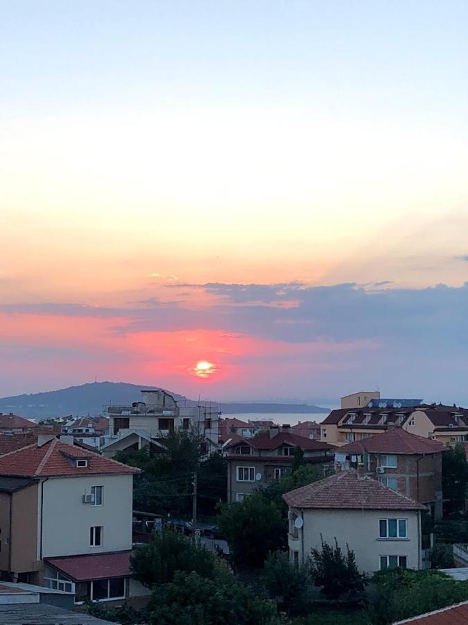 Хотел Андре Hotel Csernomorec Kültér fotó